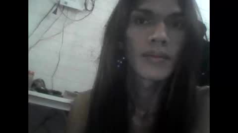 Snapshot of ur_chrizzy_fav chatting on 09/19/25, 09:48 chrizzy online show from 09/19/25, 09:48