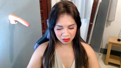 Vee online show from 01/05/25, 03:22