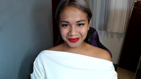 Vee online show from 02/02/25, 03:39