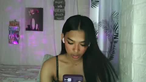 ur_dazzlingmorenaxx online show from 02/11/26, 02:49