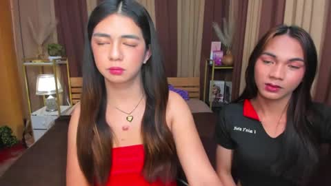 ur_girl_dwalker online show from 04/23/26, 12:29