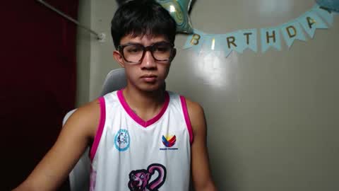 Snapshot of ur_hottestjonny chatting on 06/03/26, 09:42 jonny online show from 06/03/26, 09:42
