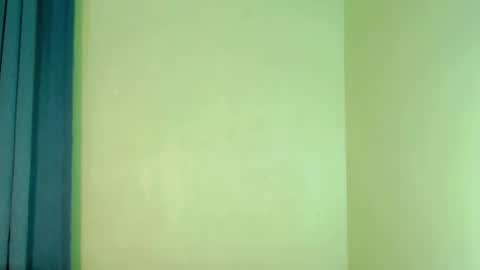 QUEENSY online show from 02/28/25, 07:14