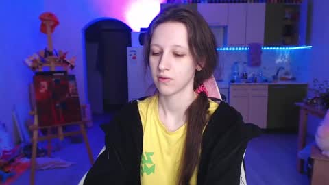 Snapshot of ur_kitty__ chatting on 05/22/26, 05:18 Lera online show from 05/22/26, 05:18