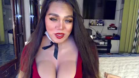 QUEEN ANGELA online show from 12/05/24, 10:12