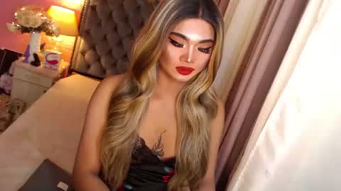 Snapshot of ur_sassygirl chatting on 02/23/25, 02:07 Kath online show from 02/23/25, 02:07