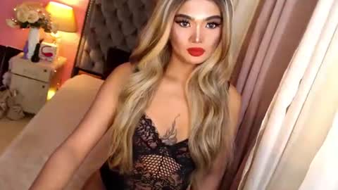 Snapshot of ur_sassygirl chatting on 03/05/25, 02:36 Kath online show from 03/05/25, 02:36