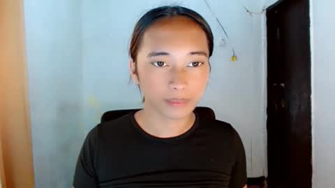 Ellie online show from 03/30/26, 04:24