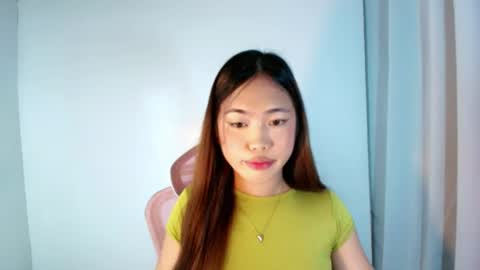 Snapshot of ur_sweet_ann chatting on 06/14/26, 06:43 ur_sweet_ann online show from 06/14/26, 06:43