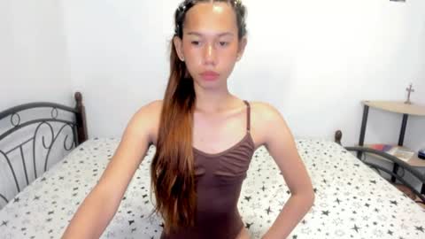Snapshot of urasian_clar chatting on 07/20/26, 01:20 Claire online show from 07/20/26, 01:20