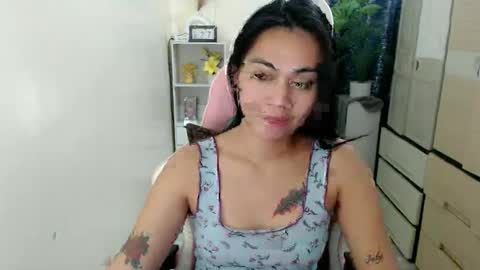 urasian_erica online show from 10/29/25, 09:33