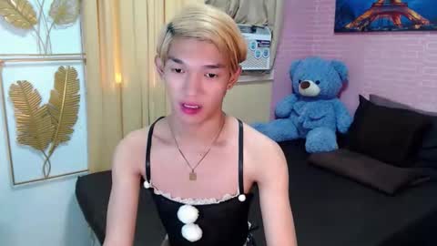 urasian_john20 online show from 05/04/26, 11:01
