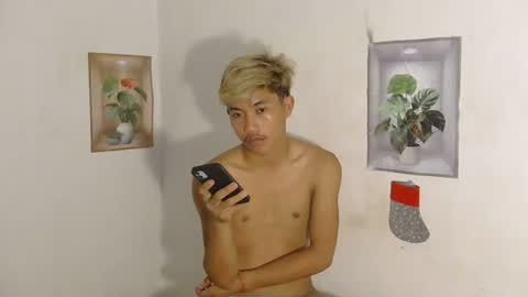 urasian_jomarie online show from 03/25/26, 11:11