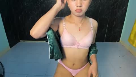 Snapshot of urasian_kat chatting on 02/25/25, 12:47 urasian_kat online show from 02/25/25, 12:47