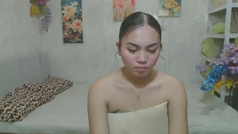 Snapshot of urasian_kat chatting on 05/19/26, 01:00 urasian_kat online show from 05/19/26, 01:00