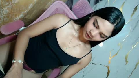 Snapshot of urasian_latinaxxx chatting on 06/21/26, 03:09 urasian_latinaxxx online show from 06/21/26, 03:09