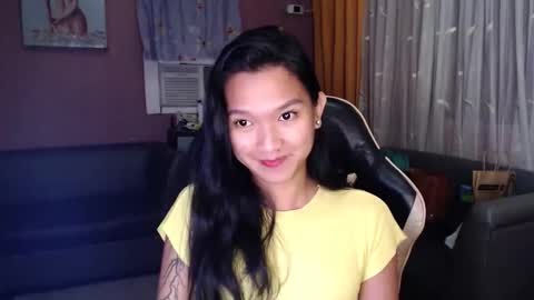 NEWRA  ALLISON online show from 11/18/25, 06:01