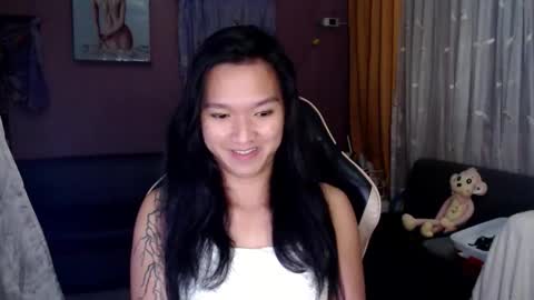 NEWRA  ALLISON online show from 11/24/25, 07:24