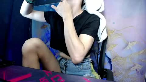 yana online show from 04/11/26, 11:47