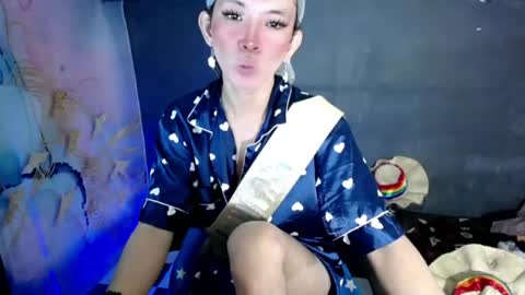 yana online show from 05/17/26, 09:17