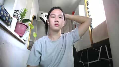 Erika online show from 04/28/26, 02:10