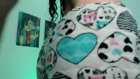 Danielle  online show from 02/05/25, 02:48