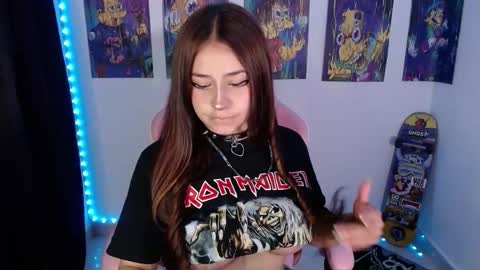 Danielle  online show from 09/10/25, 12:43
