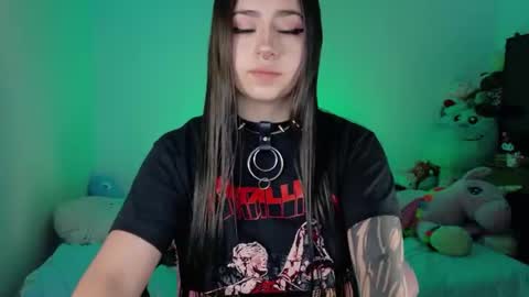 Danielle  online show from 06/11/26, 10:35