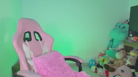 Danielle  online show from 07/08/26, 10:20