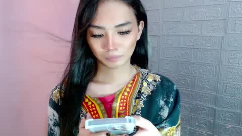 Clara online show from 01/04/25, 02:25