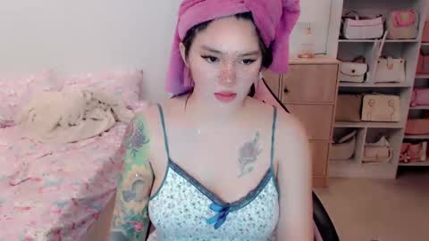 MONICA DEMONYETA online show from 02/06/25, 08:50