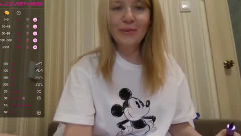 Snapshot of urbadkitty chatting on 01/11/25, 03:31 urbadkitty online show from 01/11/25, 03:31