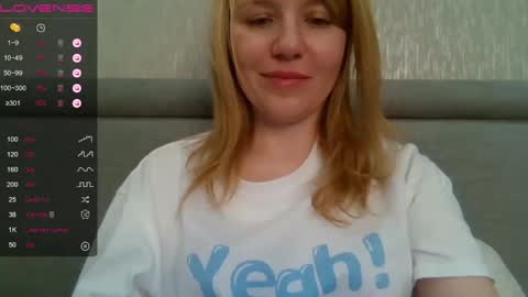 Snapshot of urbadkitty chatting on 01/15/25, 10:17 urbadkitty online show from 01/15/25, 10:17