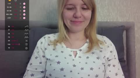 Snapshot of urbadkitty chatting on 09/18/25, 07:10 urbadkitty online show from 09/18/25, 07:10