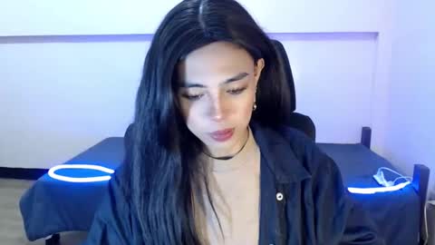 Miss alexa online show from 04/09/26, 06:41