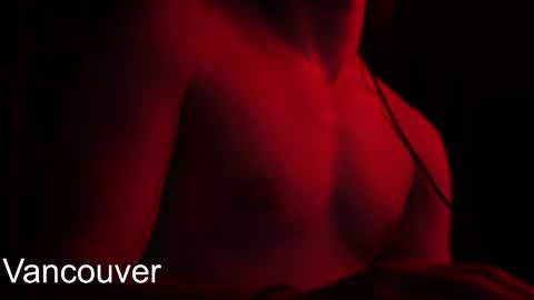 urboytoy_512 online show from 05/10/26, 02:39