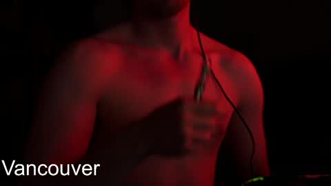 urboytoy_512 online show from 05/13/26, 06:49