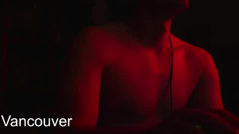 urboytoy_512 online show from 06/08/26, 08:42