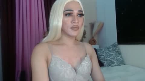 Snapshot of urcumgirlasiants chatting on 04/12/26, 03:17 KENDALL online show from 04/12/26, 03:17