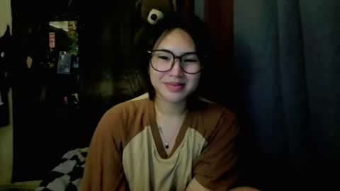 Snapshot of urcuteyuri_xoxo chatting on 07/07/26, 05:39 sweet yuri online show from 07/07/26, 05:39