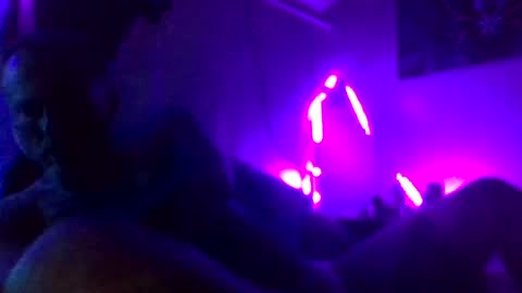 urdaddy875867 online show from 09/15/25, 10:32