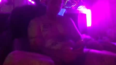 urdaddy875867 online show from 04/29/26, 03:54