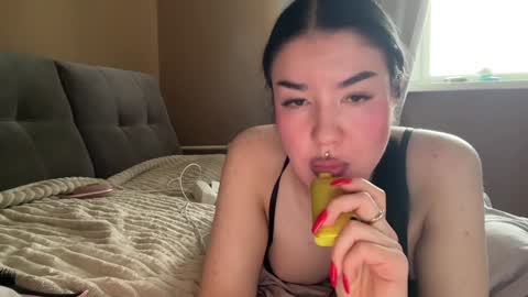 Snapshot of urdevilbaby chatting on 12/26/24, 09:55 Margo online show from 12/26/24, 09:55