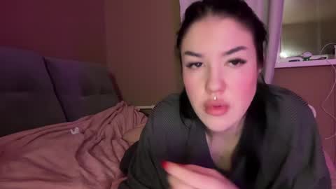 Snapshot of urdevilbaby chatting on 12/30/24, 04:51 Margo online show from 12/30/24, 04:51