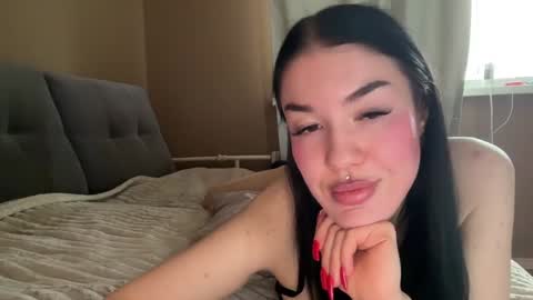 Snapshot of urdevilbaby chatting on 01/17/25, 10:00 Margo online show from 01/17/25, 10:00