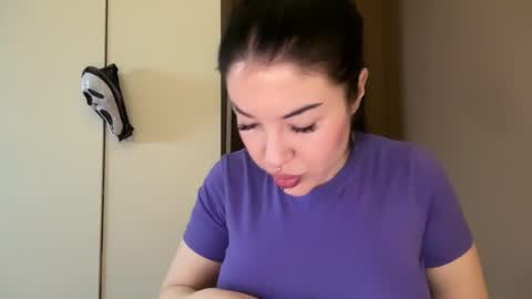 Snapshot of urdevilbaby chatting on 10/28/25, 09:02 Margo online show from 10/28/25, 09:02