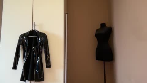 Margo online show from 11/25/25, 08:14