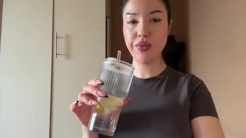 Margo online show from 12/23/25, 09:40