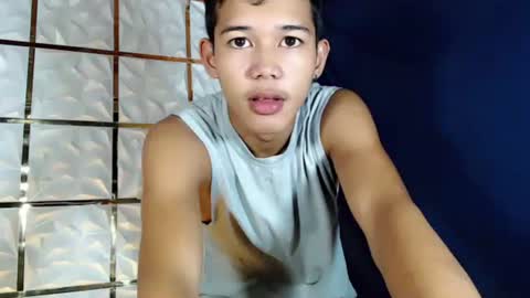 urdreamboy_clarin online show from 12/18/25, 01:44