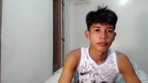 Snapshot of urdreamboy_clarin chatting on 06/14/26, 06:48 urdreamboy_clarin online show from 06/14/26, 06:48